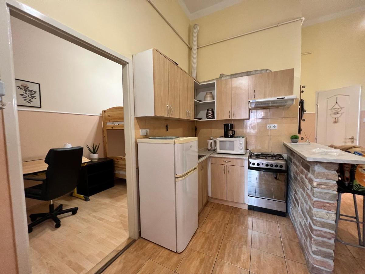 Old Town Apartment Szeged Exteriör bild